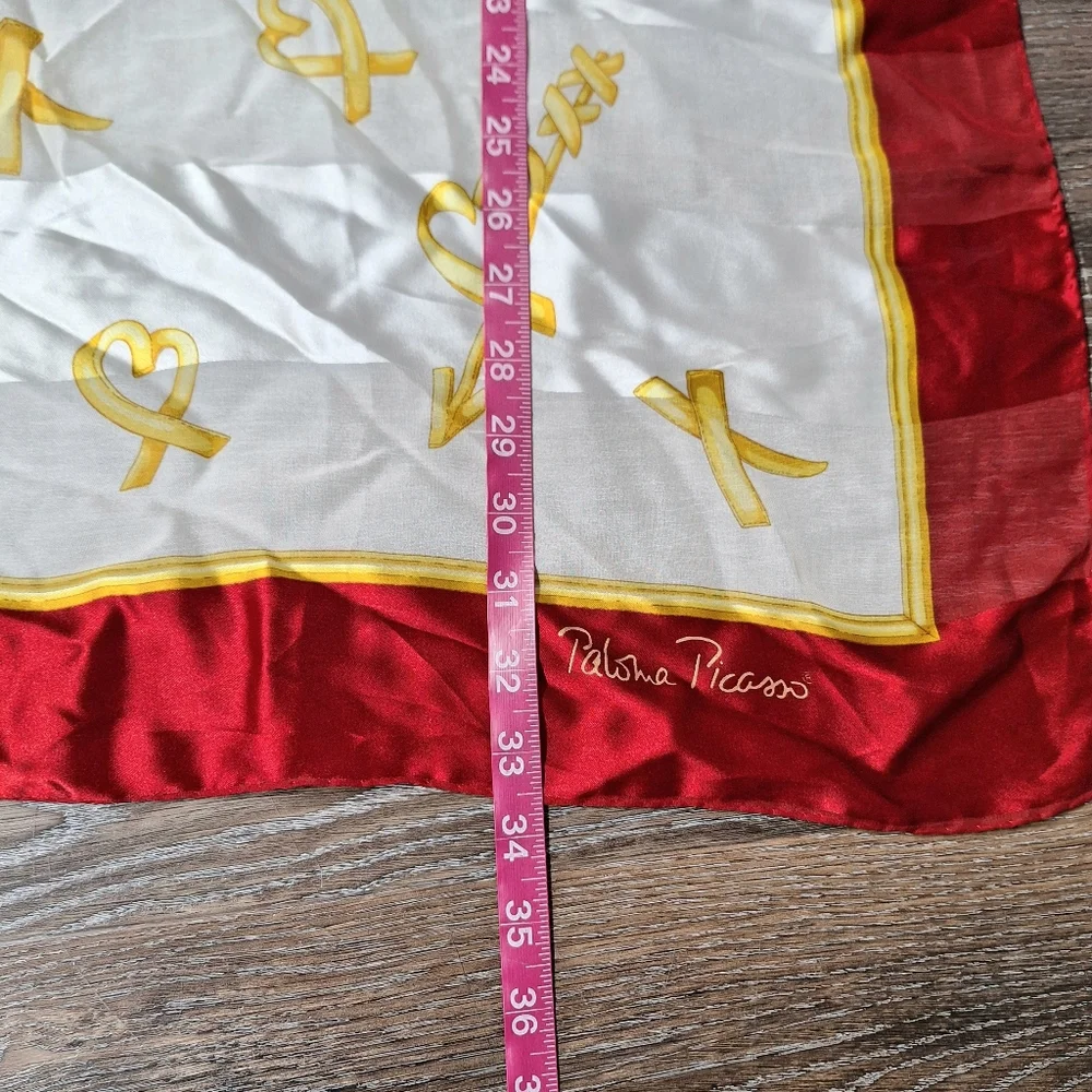 Vintage Paloma Picasso Twill Silk  ❌️,♥️, 🌟s Scarf, 34 X 33.5 Inches